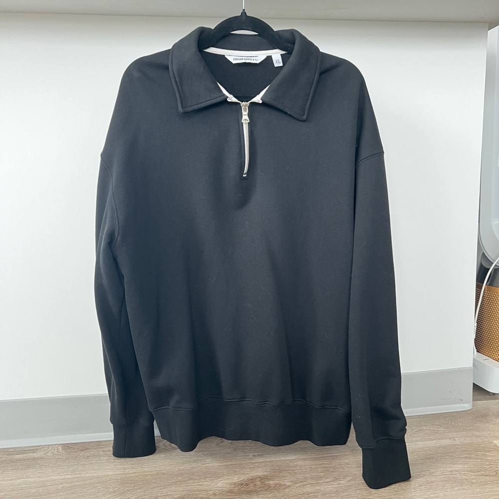 Men's Black Half-Zip Sweatshirt
